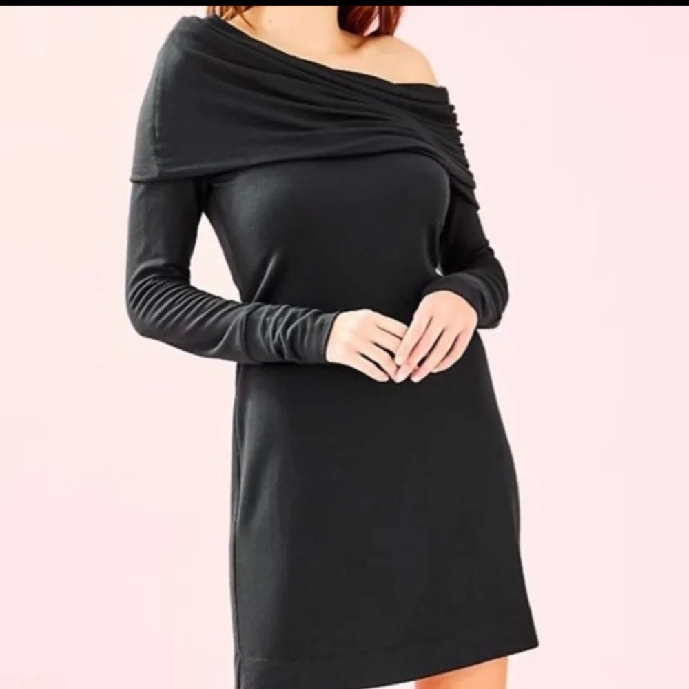 - Lilly Pulitzer dress sz small $148